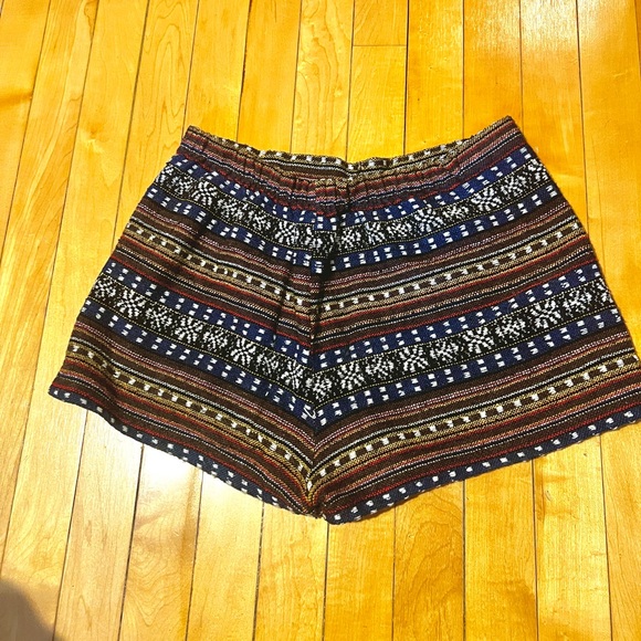 Boho colorful Pattern shorts with pocket - Picture 2 of 6